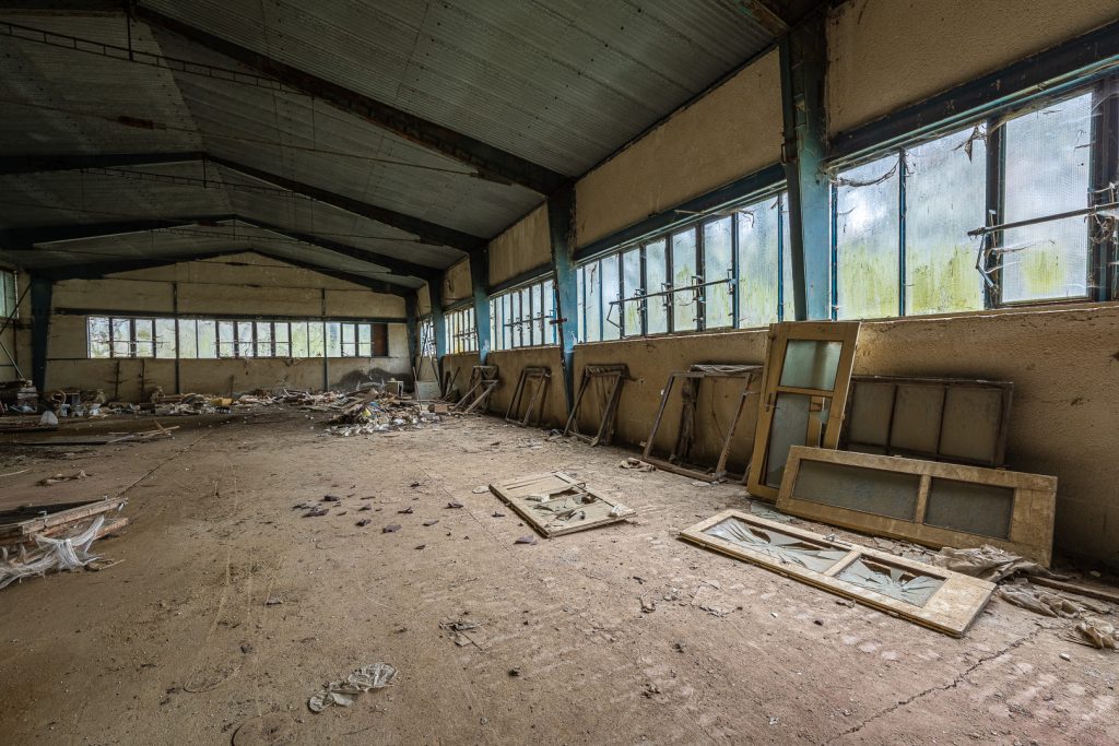Keramické závody - výrobní hala - urbex