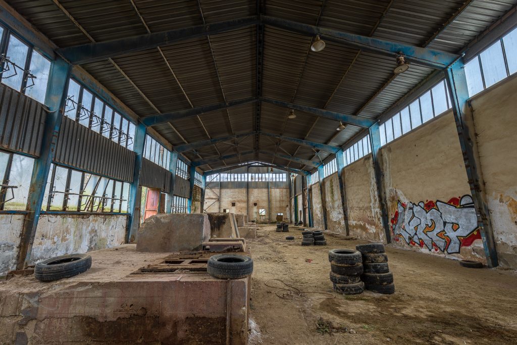 Keramické závody - výrobní hala - urbex