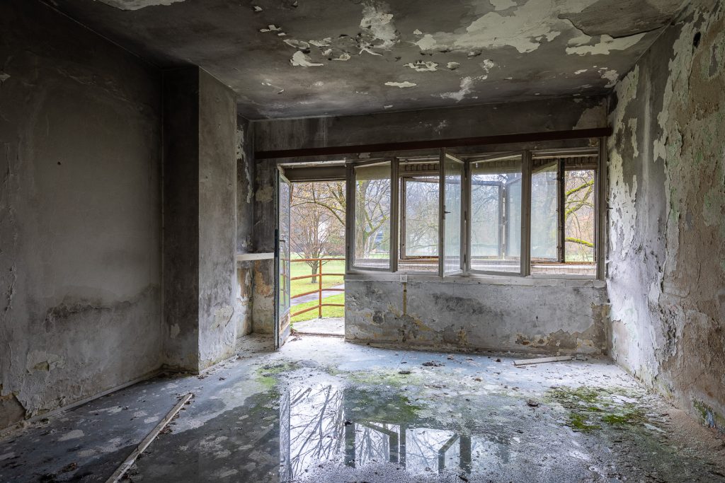 Léčebný dům - pokoj - urbex