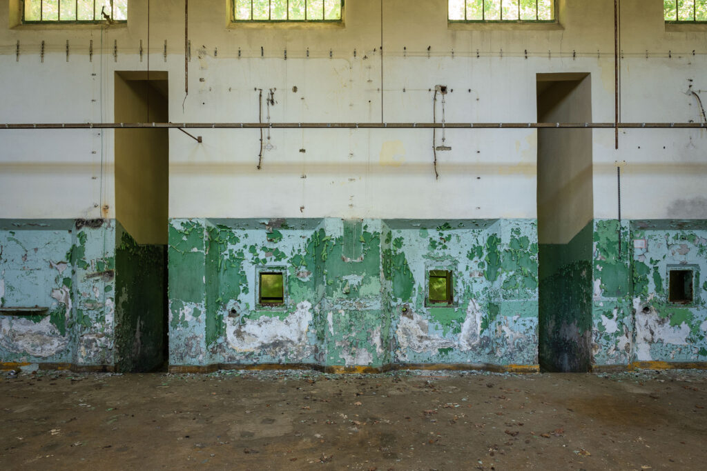 Zbrojovka - hala - urbex