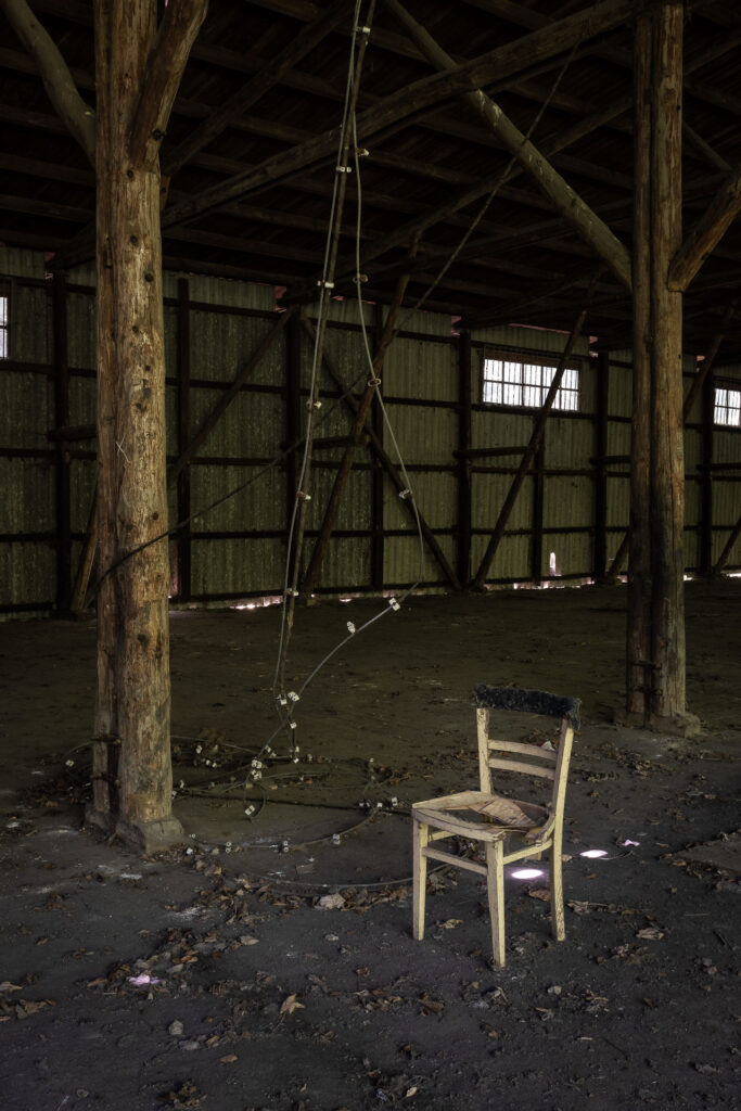 Zbrojovka - skladovací hala - urbex
