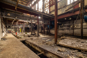 Opuštěná teplárna v Čechách, hala, industriál, urbex