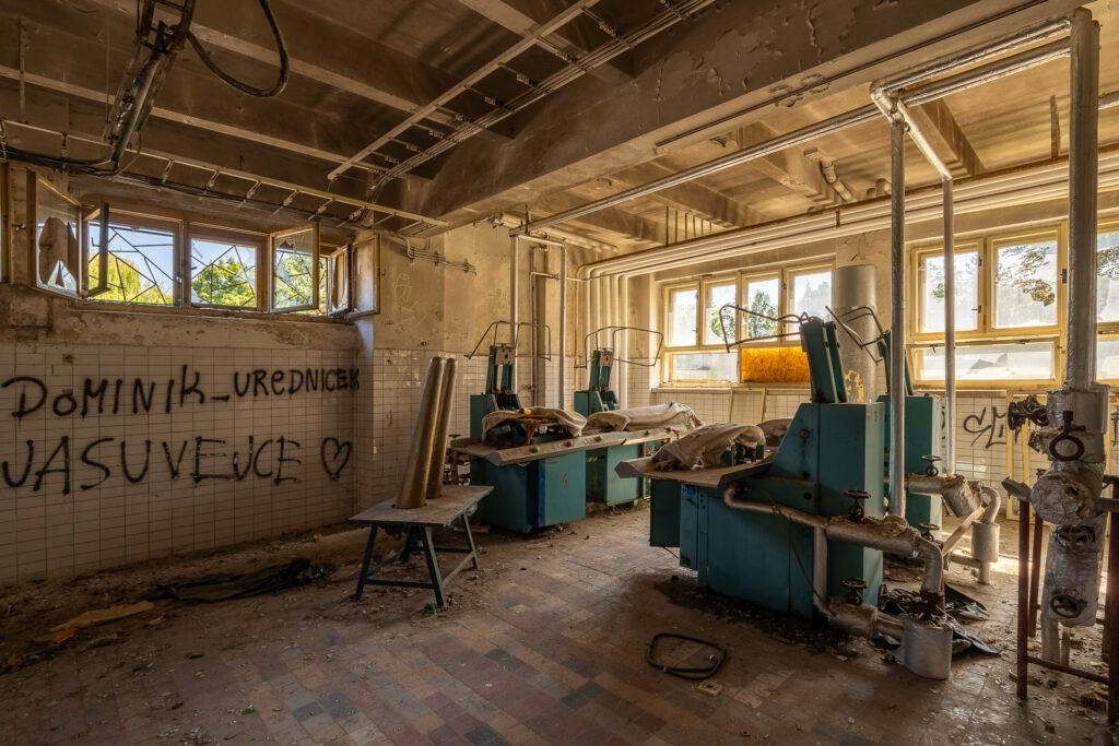 Sanatorium - přízemí - urbex